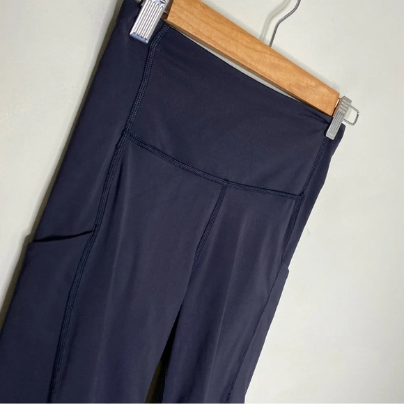 Athleta Black High Rise Ultimate Stash Pocket 7" Short Size XS - Picture 3 of 12